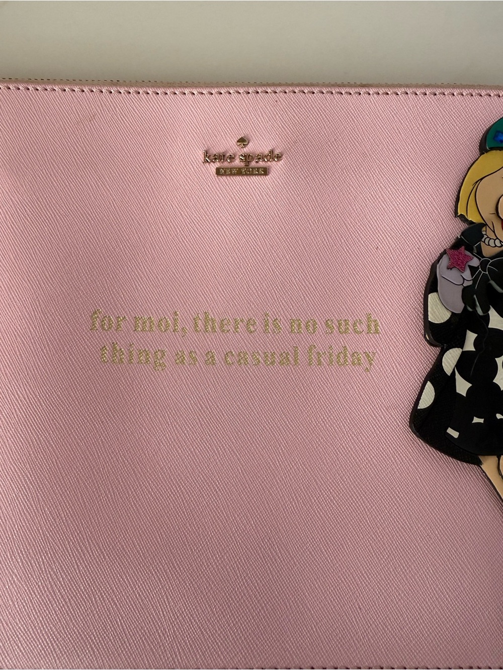 kate spade x Disney Miss Piggy Fancy Friday leather wristlet - Picture 5 of 8